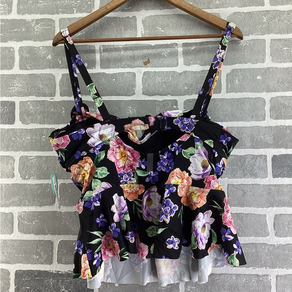 Torrid Vixen Black Floral Peplum Swim Tankini top size 1x - Picture 3 of 5